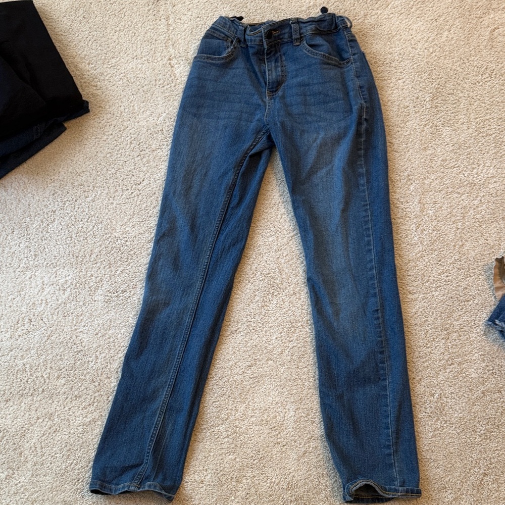 Levi's Women's Straight Leg Jeans in Deep Blue
